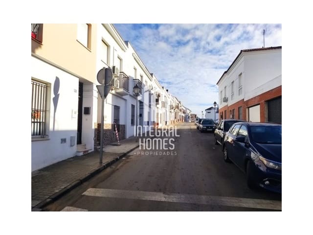 Pareado de 3 habitaciones en Lepe en venta con garaje - 130.000 € (Ref: 9462039)