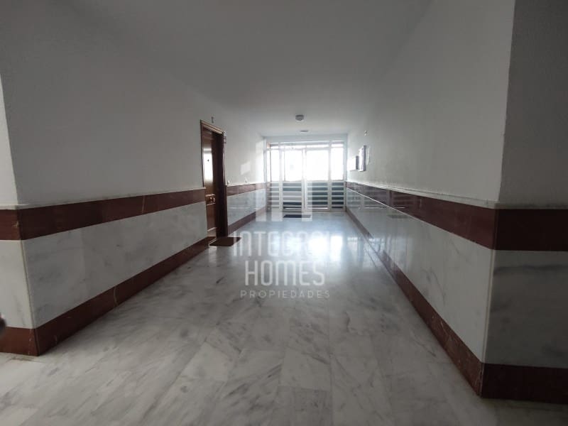 3 bedroom Flat for sale in Lepe - € 100,000 (Ref: 9586451)