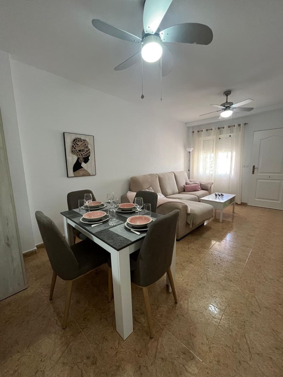 2 Zimmer Bungalow zu verkaufen in San Fulgencio mit Pool - 150.000 € (Ref: 10003803)