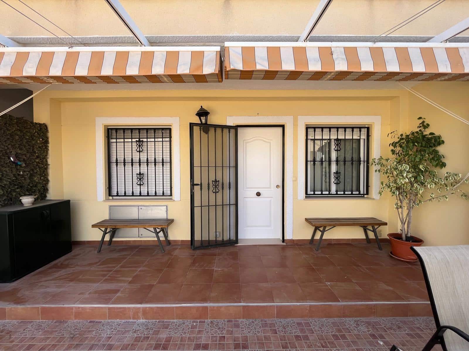 2 Zimmer Bungalow zu verkaufen in San Fulgencio mit Pool - 150.000 € (Ref: 10003803)