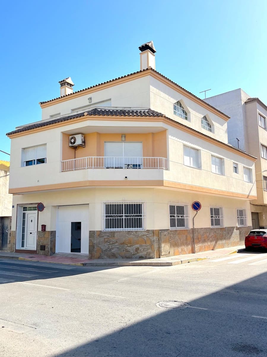 4 quarto Casa em Banda para venda em Rojales com garagem - 399 000 € (Ref: 10003804)