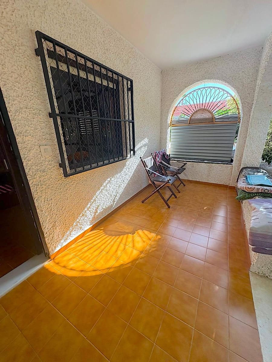 2 bedroom Villa for sale in Rojales with garage - € 265,000 (Ref: 10022581)