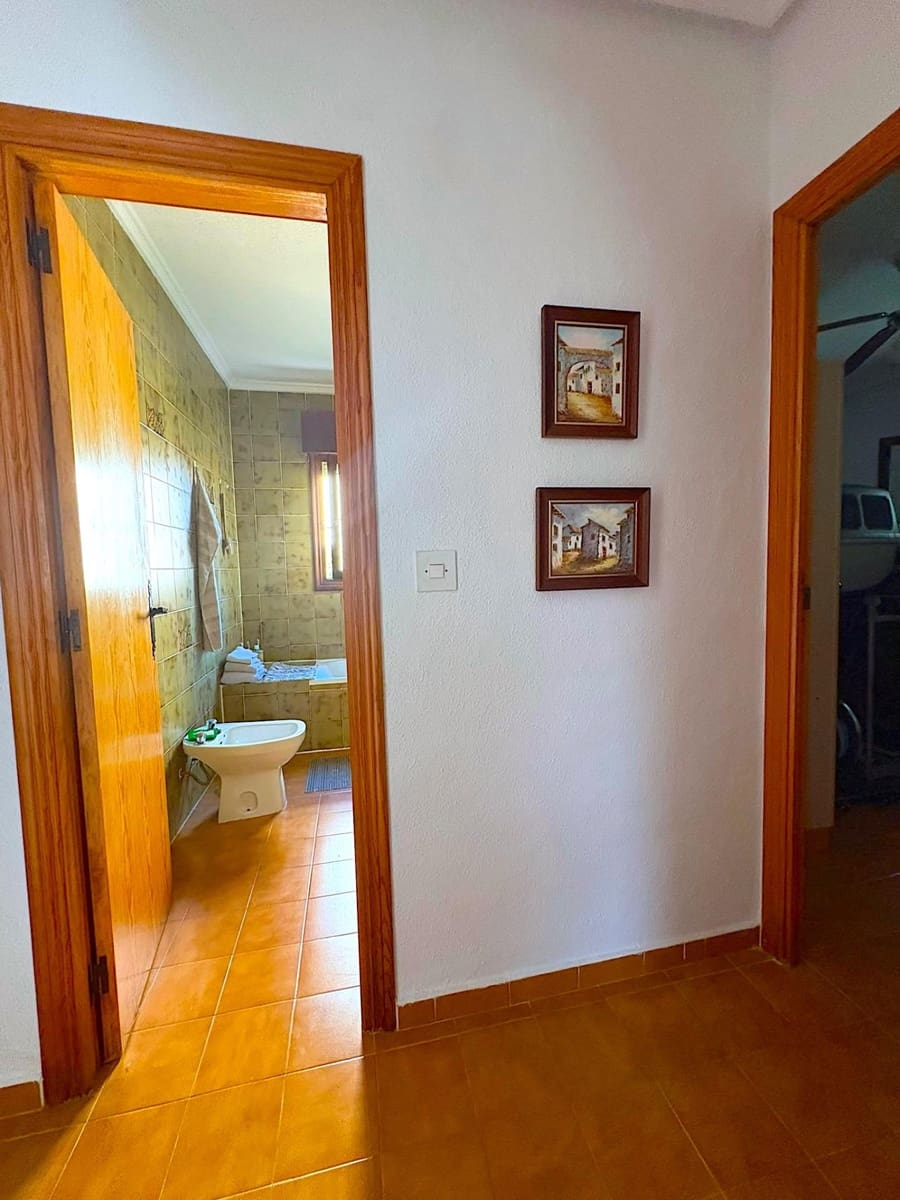 2 bedroom Villa for sale in Rojales with garage - € 265,000 (Ref: 10022581)