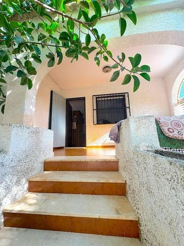 2 bedroom Villa for sale in Rojales with garage - € 265,000 (Ref: 10022581)