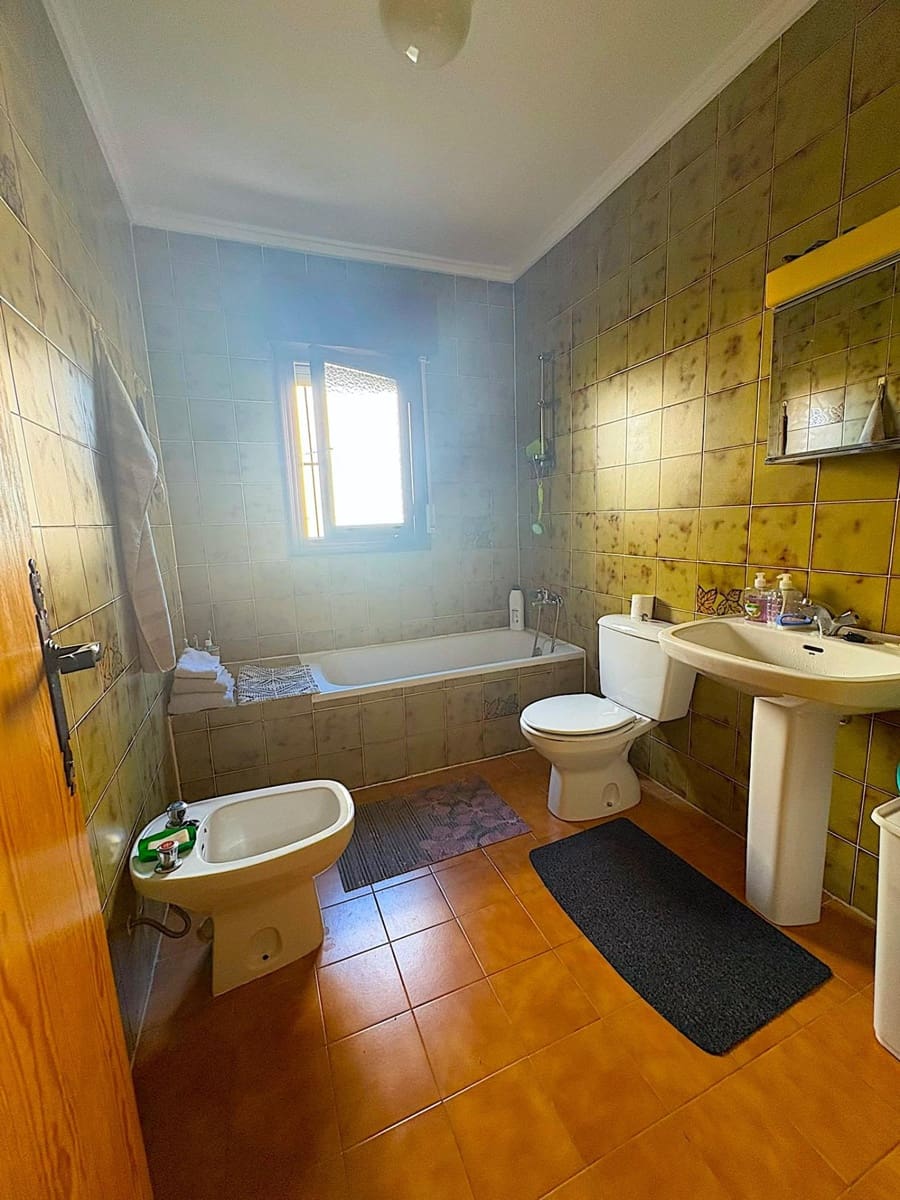 2 bedroom Villa for sale in Rojales with garage - € 265,000 (Ref: 10022581)