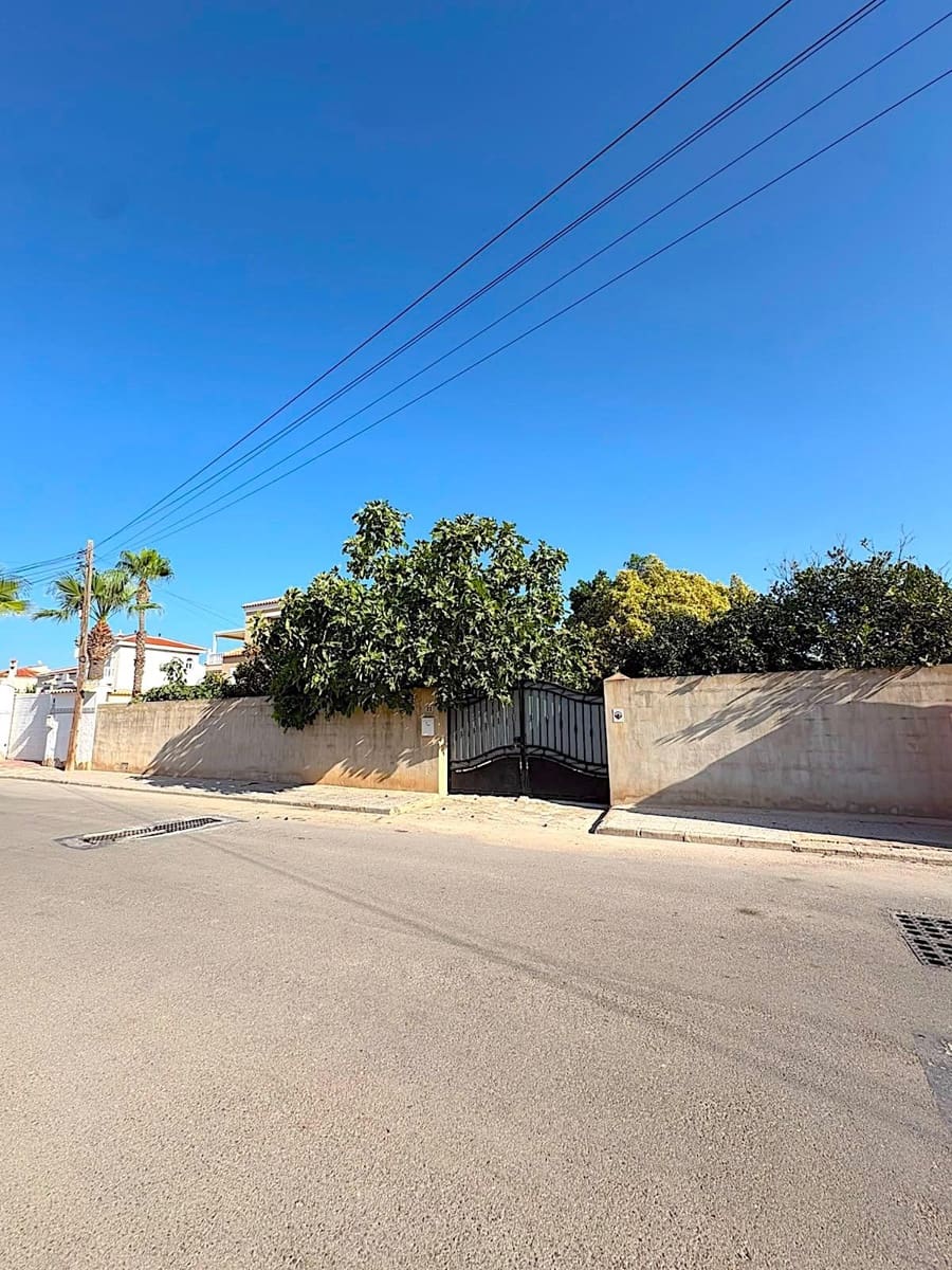 2 bedroom Villa for sale in Rojales with garage - € 265,000 (Ref: 10022581)