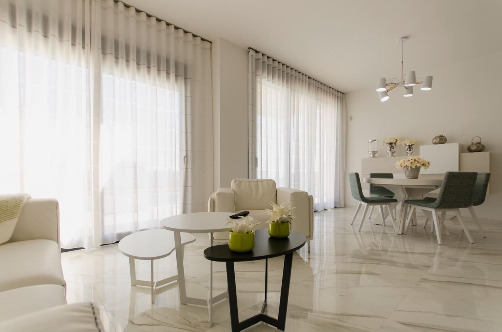 3 soveværelse Villa til salg i San Miguel de Salinas med swimmingpool garage - € 630.000 (Ref: 10081412)