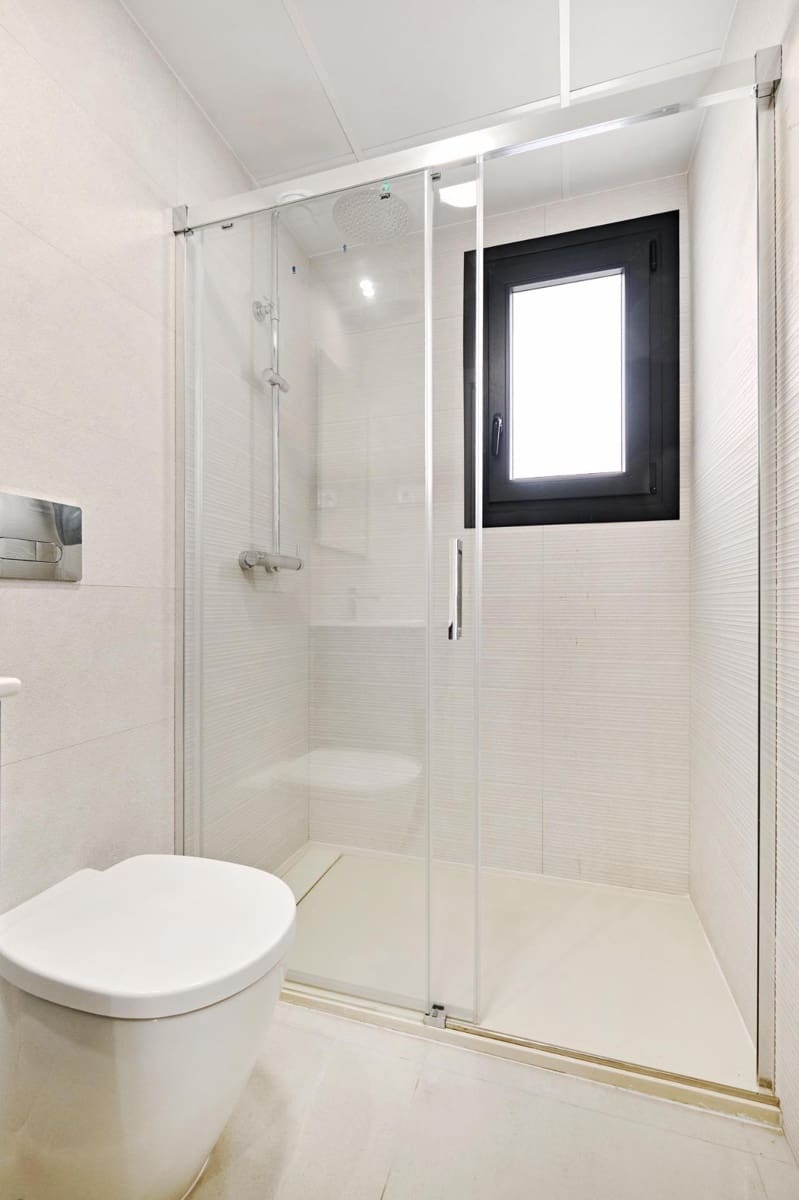 2 quarto Apartamento para venda em La Veleta com piscina - 380 000 € (Ref: 10086330)