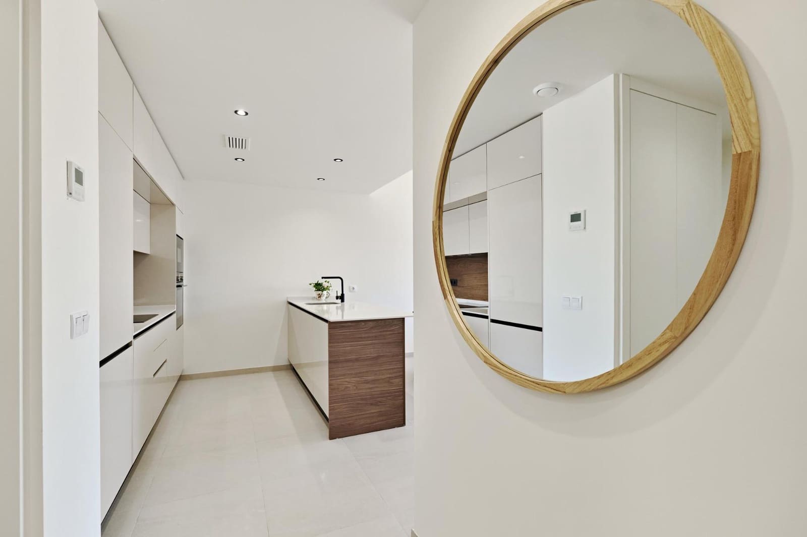 2 quarto Apartamento para venda em La Veleta com piscina - 380 000 € (Ref: 10086330)