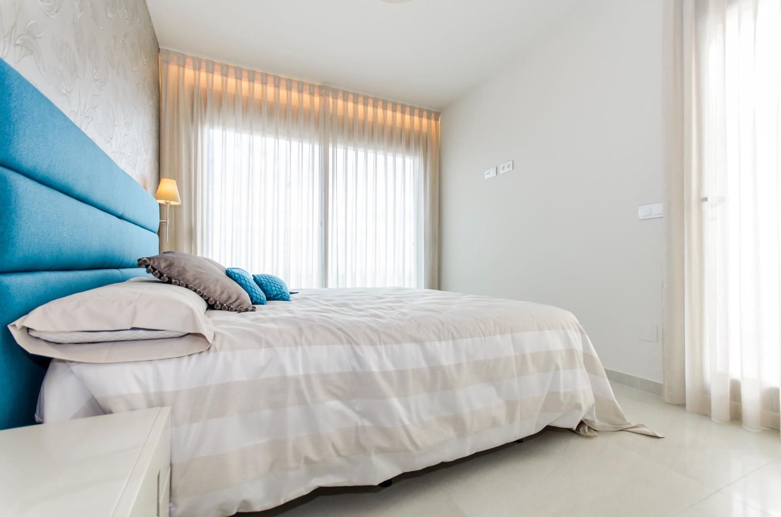 3 slaapkamer Villa te koop in San Miguel de Salinas met zwembad garage - € 1.250.000 (Ref: 10089852)