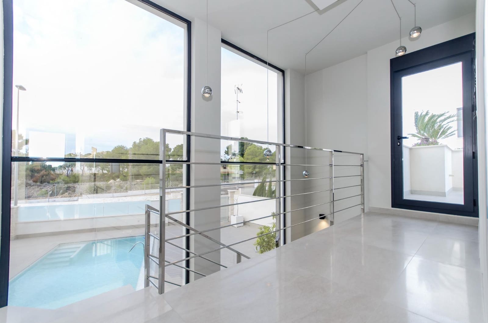 3 slaapkamer Villa te koop in San Miguel de Salinas met zwembad garage - € 1.250.000 (Ref: 10089852)