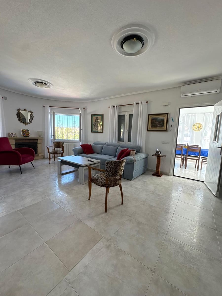 5 sovrum Villa till salu i La Marquesa med pool garage - 425 000 € (Ref: 10109843)