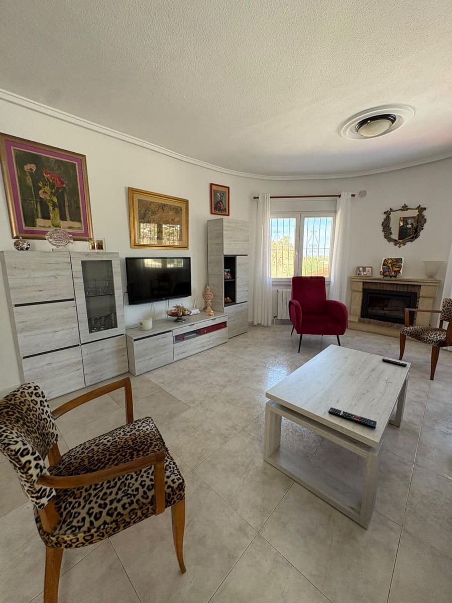 5 sovrum Villa till salu i La Marquesa med pool garage - 425 000 € (Ref: 10109843)