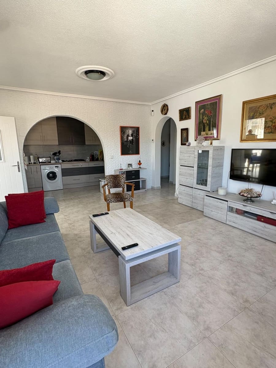 5 sovrum Villa till salu i La Marquesa med pool garage - 425 000 € (Ref: 10109843)