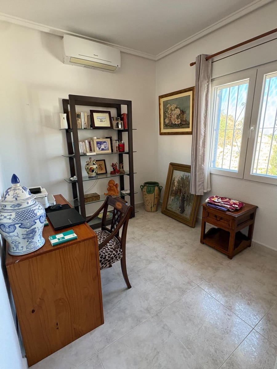 5 sovrum Villa till salu i La Marquesa med pool garage - 425 000 € (Ref: 10109843)
