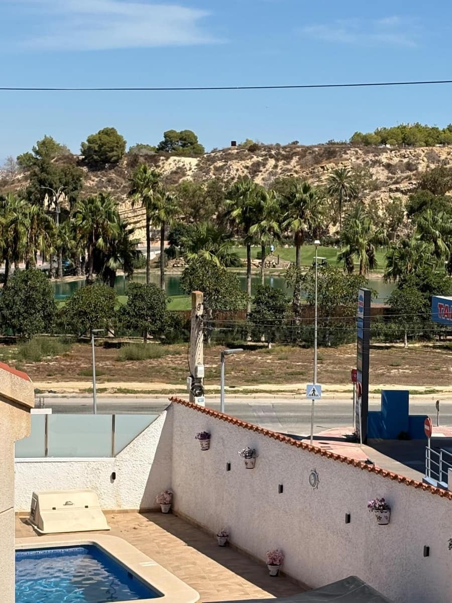 5 sovrum Villa till salu i La Marquesa med pool garage - 425 000 € (Ref: 10109843)