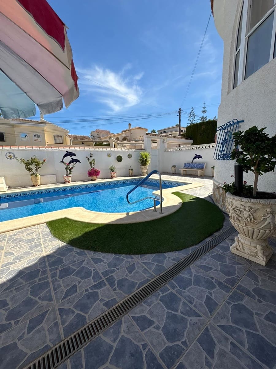 5 sovrum Villa till salu i La Marquesa med pool garage - 425 000 € (Ref: 10109843)