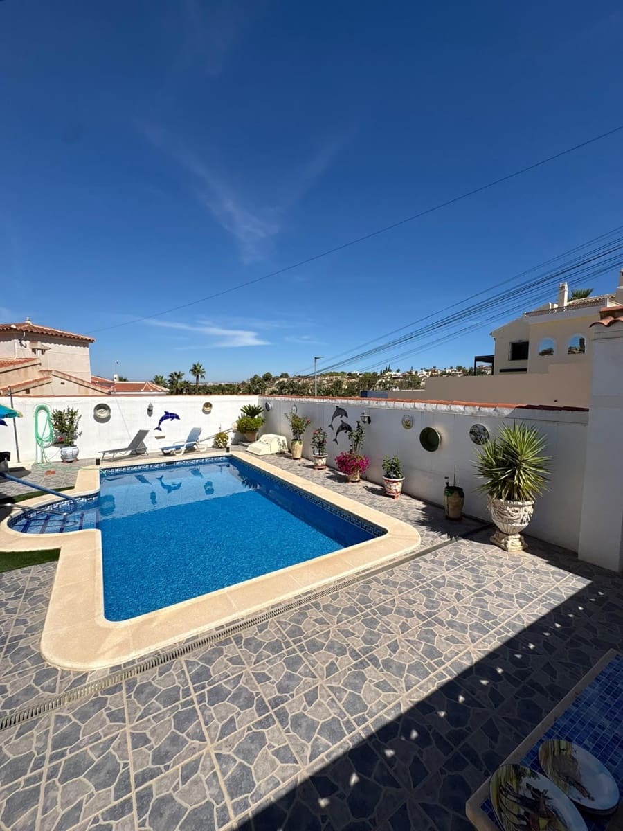 5 sovrum Villa till salu i La Marquesa med pool garage - 425 000 € (Ref: 10109843)