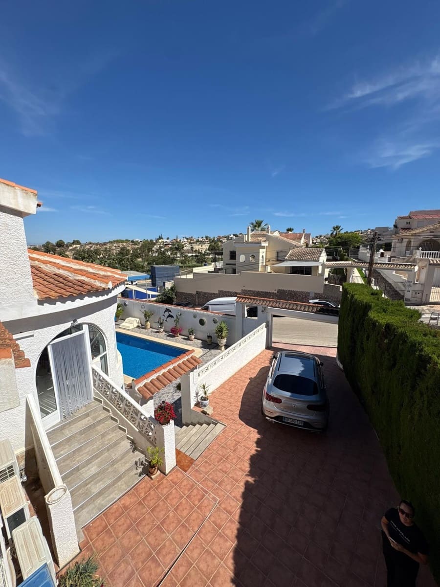 5 sovrum Villa till salu i La Marquesa med pool garage - 425 000 € (Ref: 10109843)