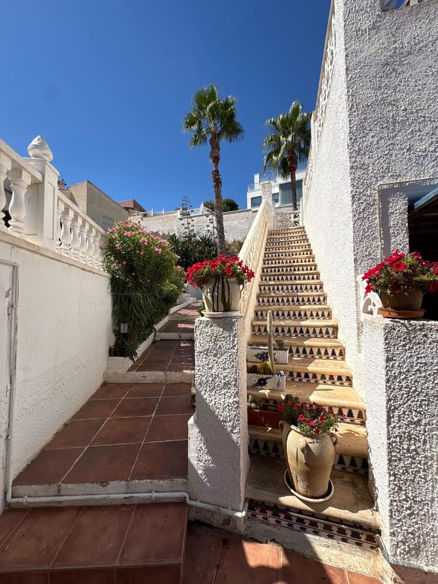 5 sovrum Villa till salu i La Marquesa med pool garage - 425 000 € (Ref: 10109843)