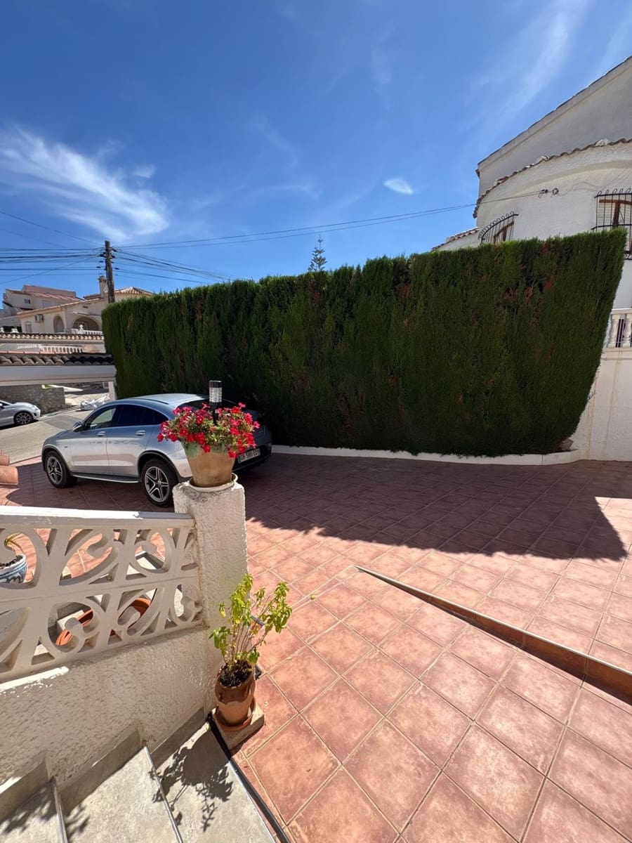 5 sovrum Villa till salu i La Marquesa med pool garage - 425 000 € (Ref: 10109843)