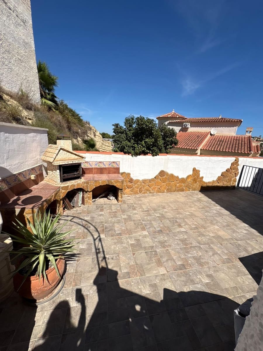 5 sovrum Villa till salu i La Marquesa med pool garage - 425 000 € (Ref: 10109843)