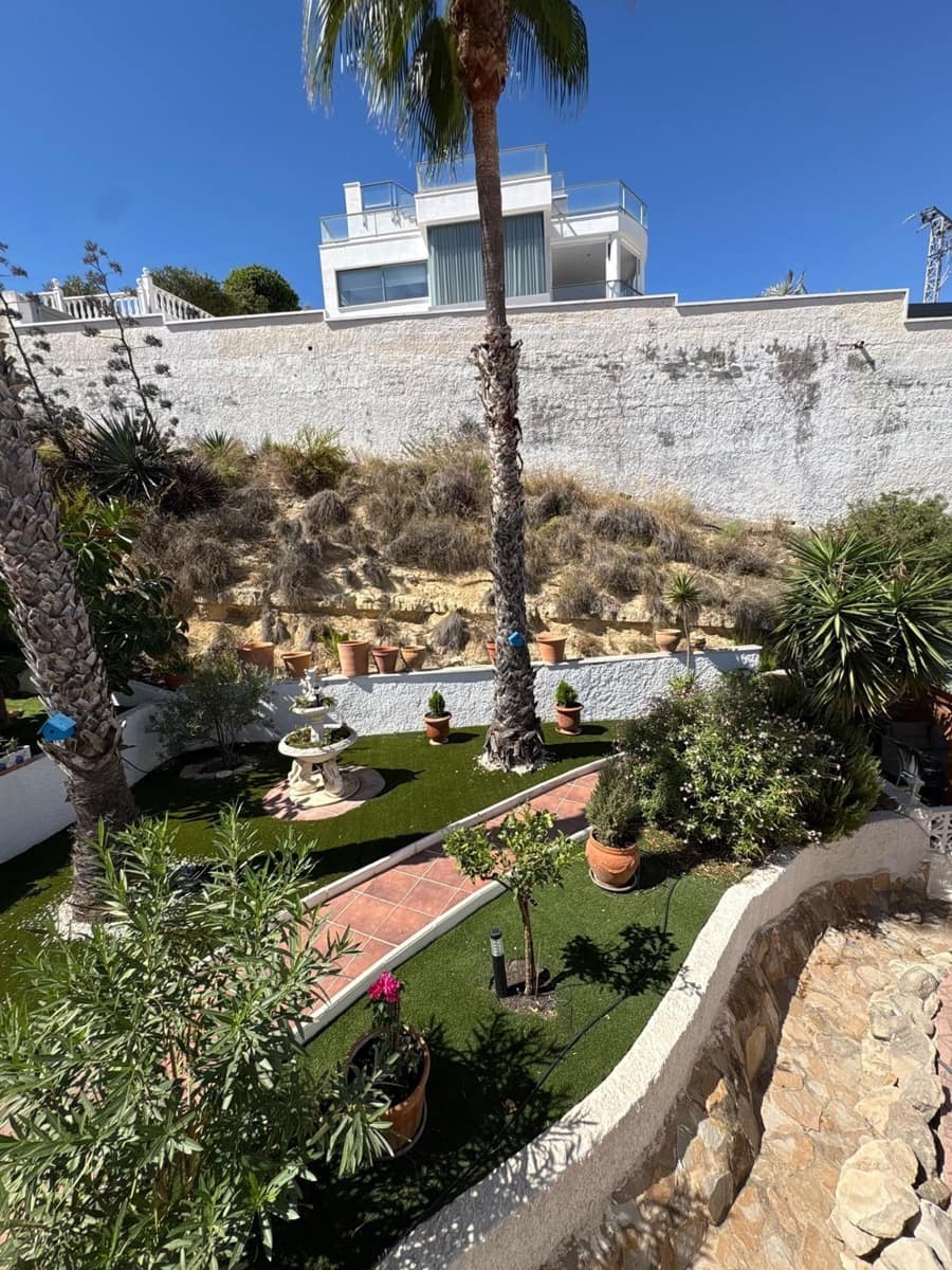5 sovrum Villa till salu i La Marquesa med pool garage - 425 000 € (Ref: 10109843)