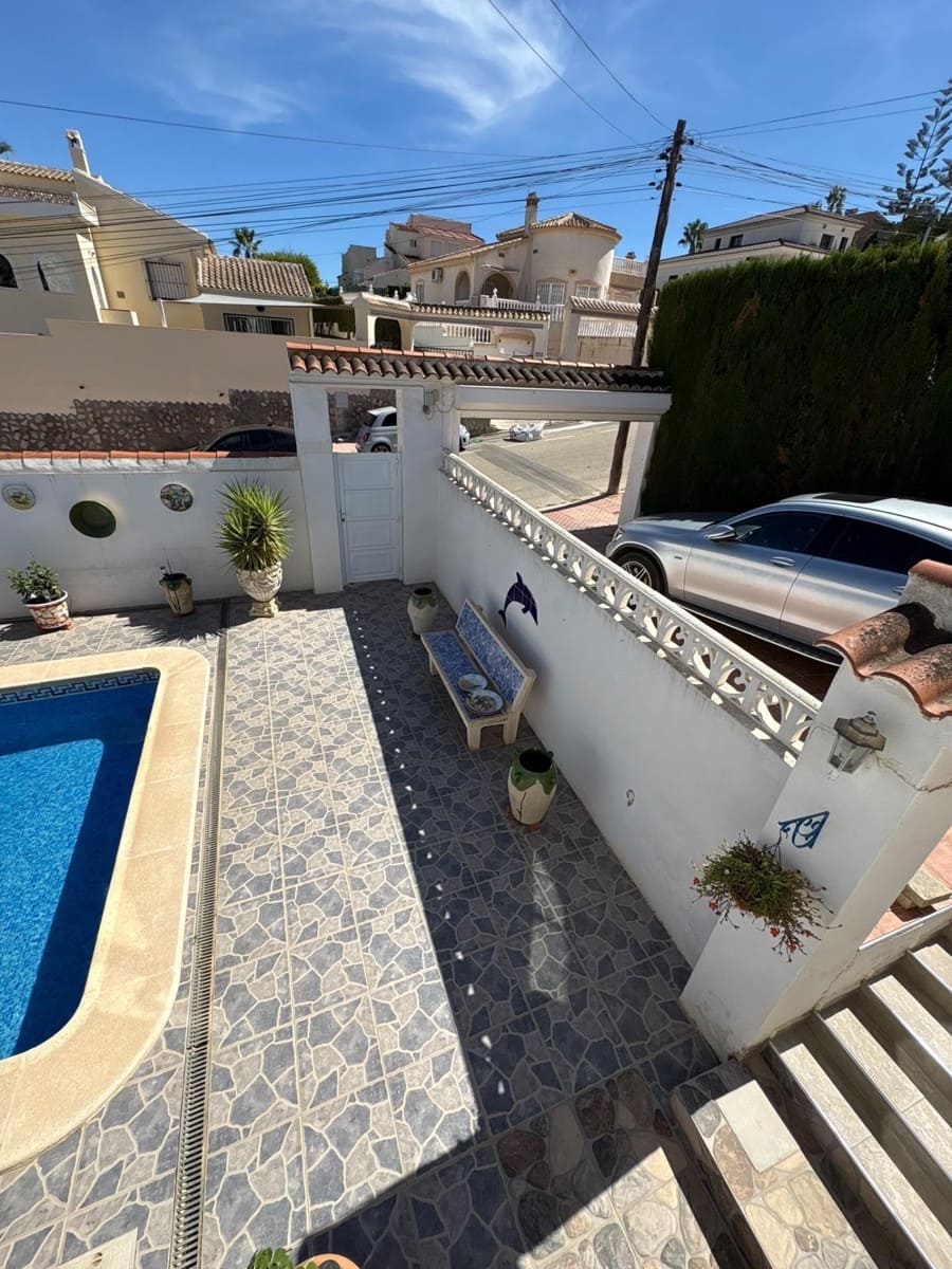 5 sovrum Villa till salu i La Marquesa med pool garage - 425 000 € (Ref: 10109843)