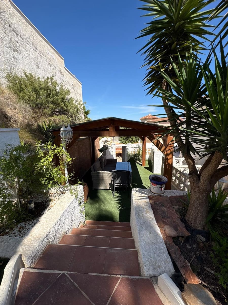 5 sovrum Villa till salu i La Marquesa med pool garage - 425 000 € (Ref: 10109843)