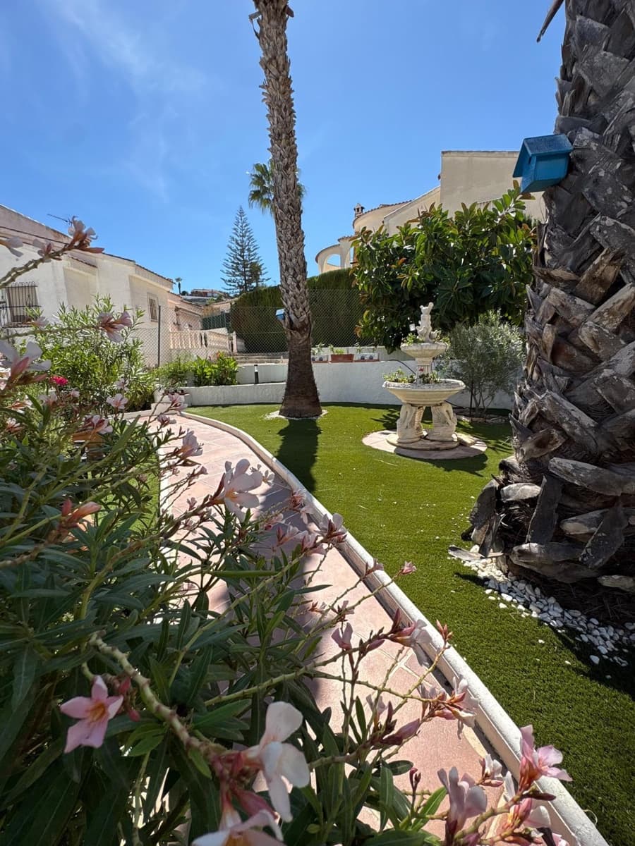 5 sovrum Villa till salu i La Marquesa med pool garage - 425 000 € (Ref: 10109843)