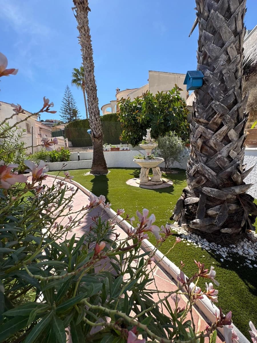 5 sovrum Villa till salu i La Marquesa med pool garage - 425 000 € (Ref: 10109843)