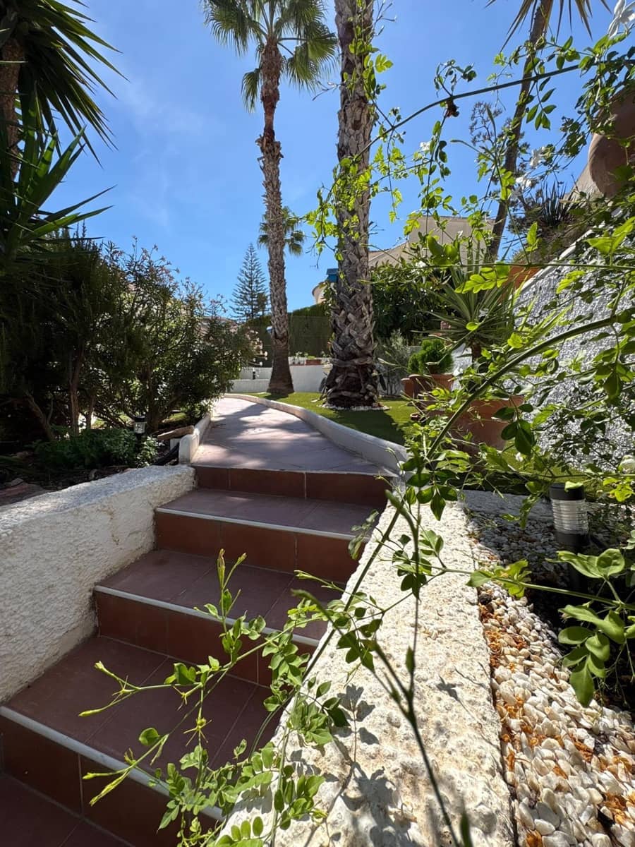 5 sovrum Villa till salu i La Marquesa med pool garage - 425 000 € (Ref: 10109843)