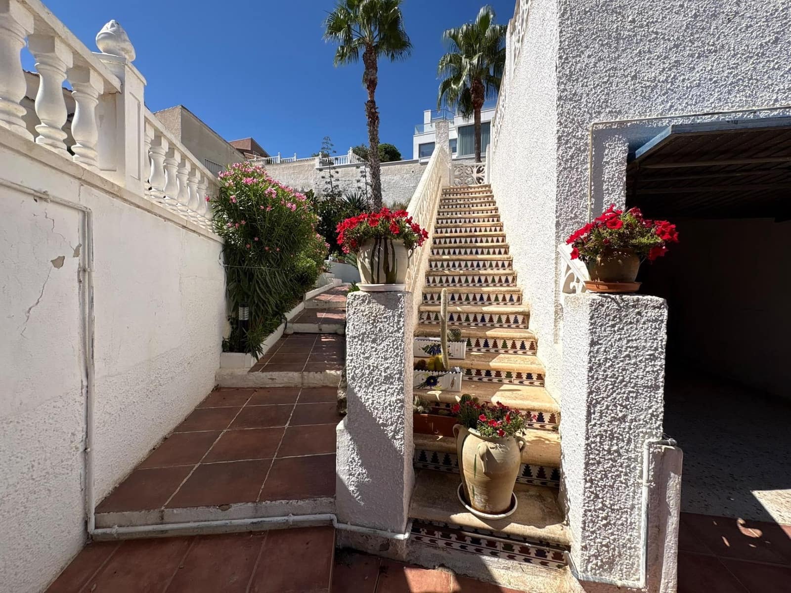 5 sovrum Villa till salu i La Marquesa med pool garage - 425 000 € (Ref: 10109843)
