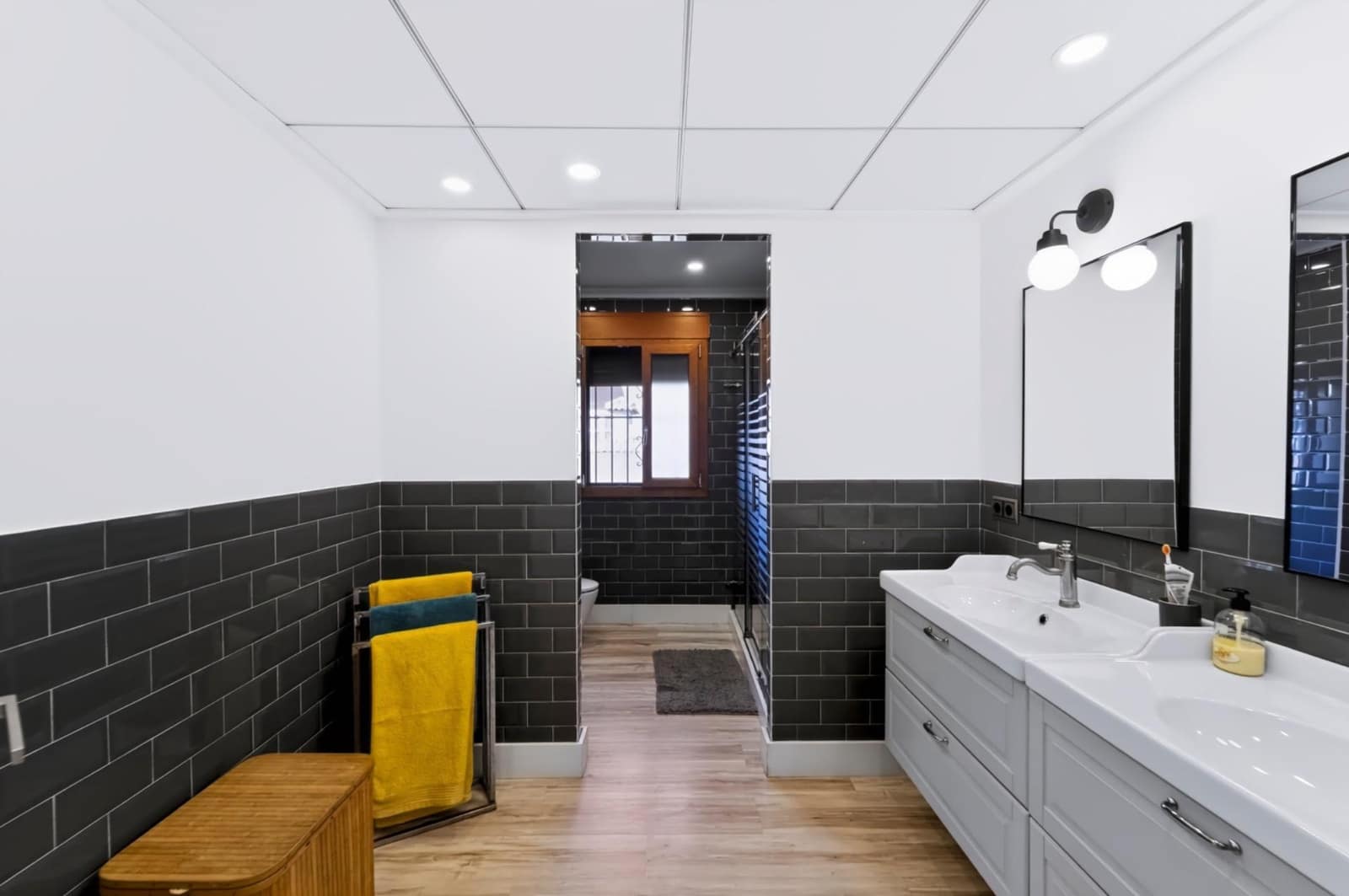 6 sypialnia Willa na sprzedaż w Guardamar del Segura z basenem - 3 500 000 € (Ref: 10130011)