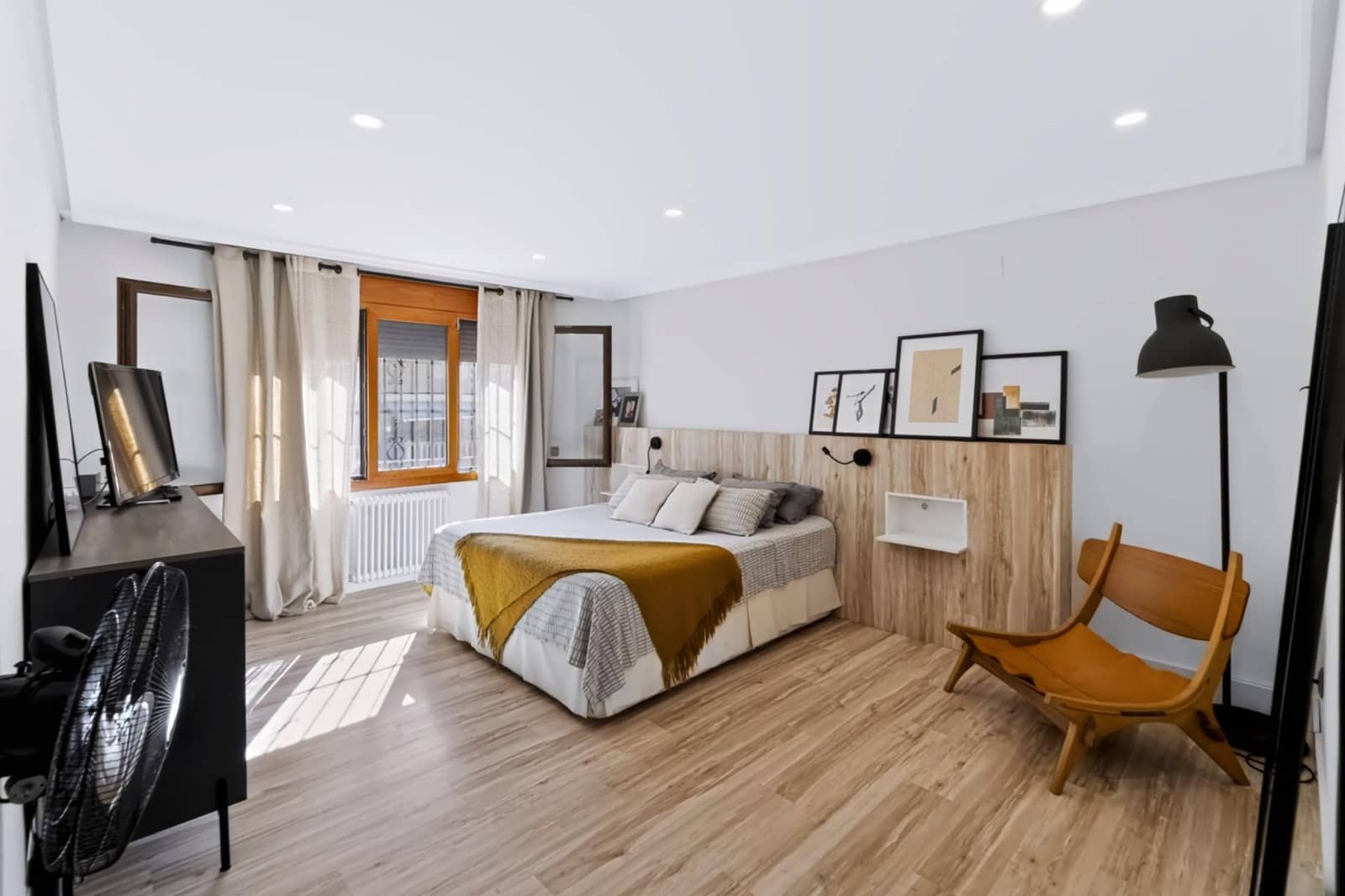 6 sypialnia Willa na sprzedaż w Guardamar del Segura z basenem - 3 500 000 € (Ref: 10130011)
