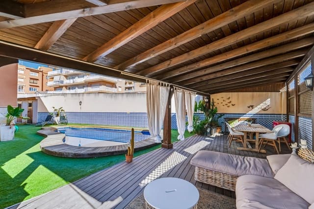 6 sypialnia Willa na sprzedaż w Guardamar del Segura z basenem - 3 500 000 € (Ref: 10130011)