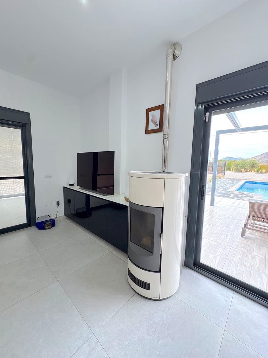 3 bedroom Villa for sale in Abanilla with pool garage - € 470,000 (Ref: 10142503)