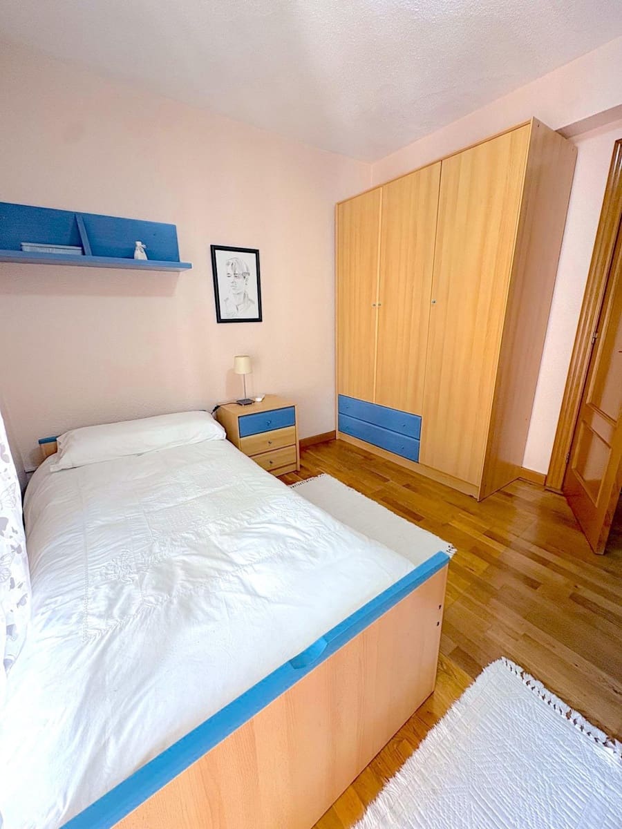 3 bedroom Apartment for sale in Alicante / Alacant city - € 300,000 (Ref: 10168602)