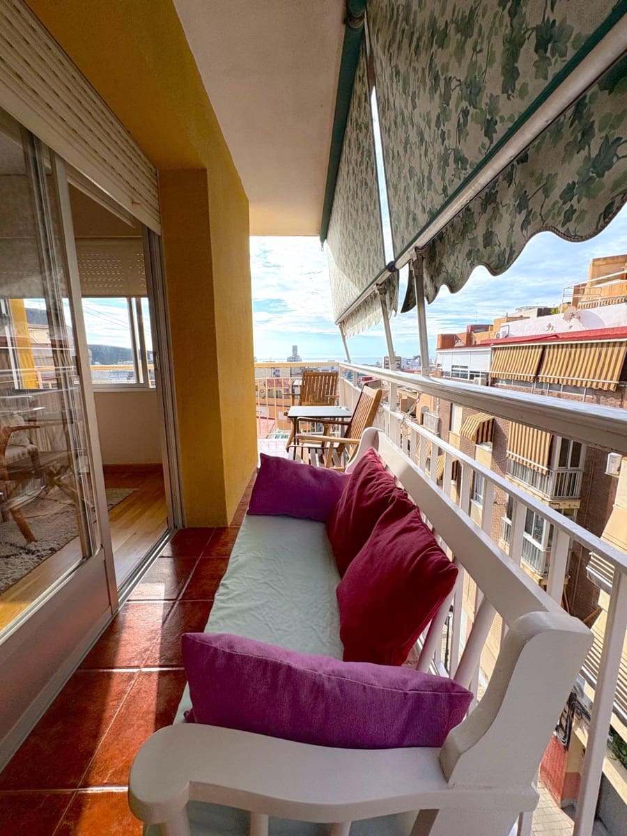 3 bedroom Apartment for sale in Alicante / Alacant city - € 300,000 (Ref: 10168602)