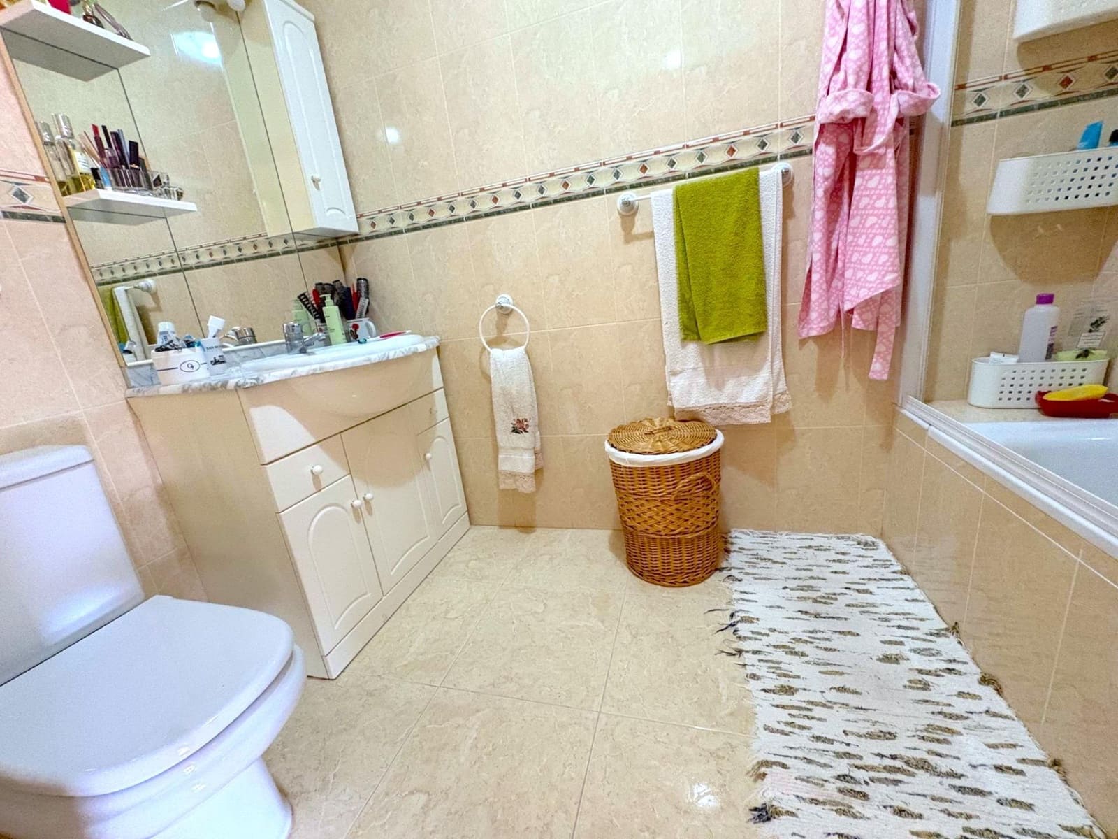 3 bedroom Apartment for sale in Alicante / Alacant city - € 300,000 (Ref: 10168602)
