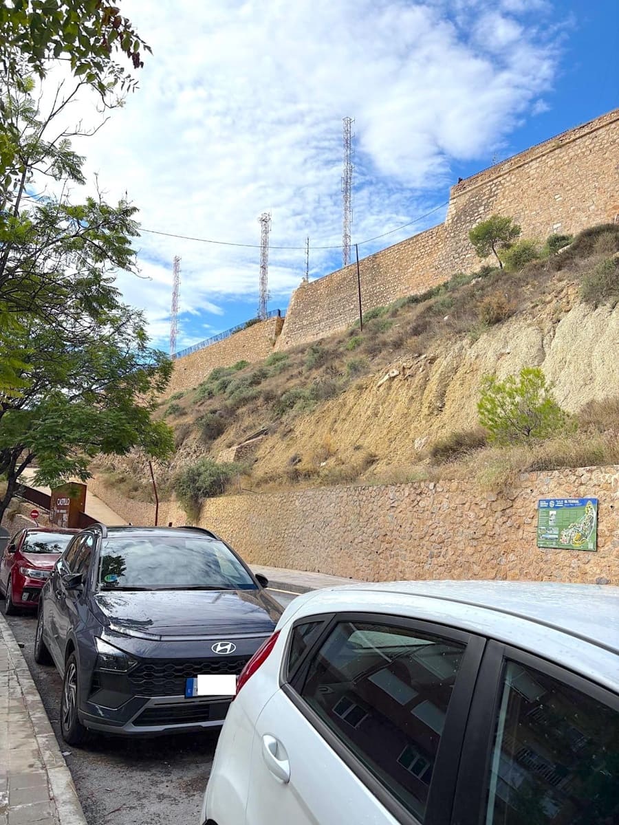 3 bedroom Apartment for sale in Alicante / Alacant city - € 300,000 (Ref: 10168602)