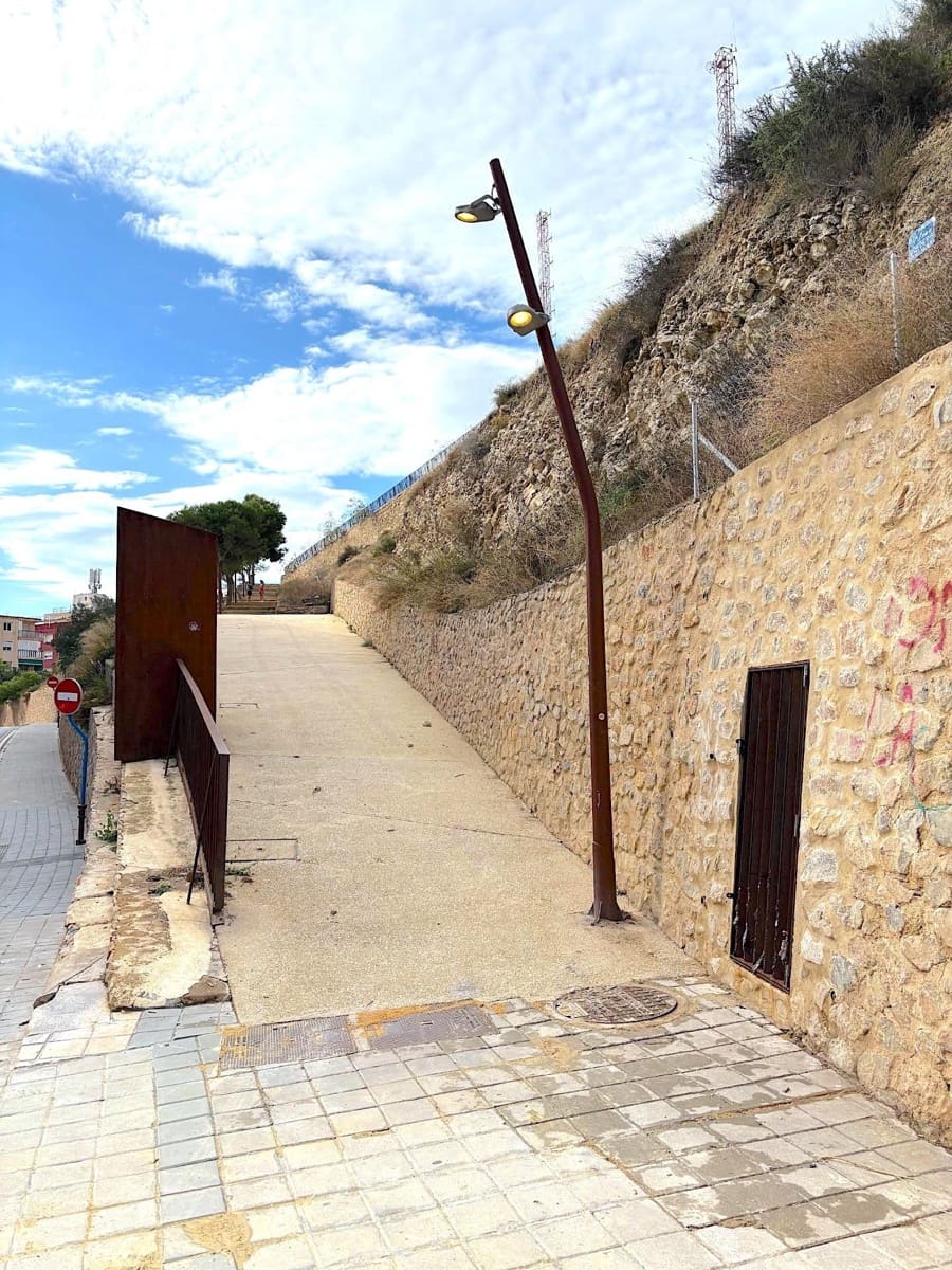 3 bedroom Apartment for sale in Alicante / Alacant city - € 300,000 (Ref: 10168602)