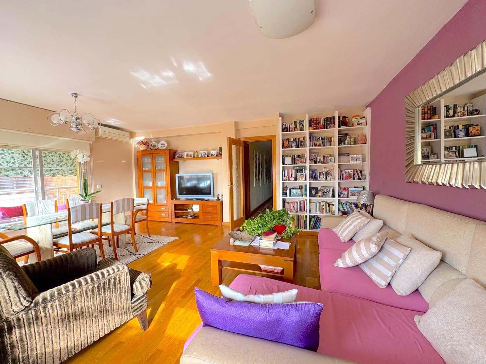 3 bedroom Apartment for sale in Alicante / Alacant city - € 300,000 (Ref: 10168602)