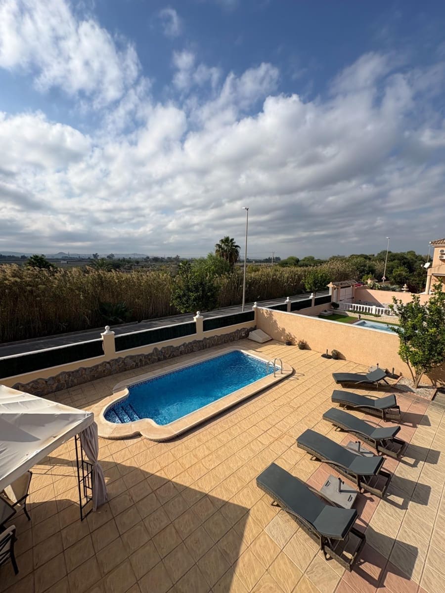4 soverom Villa til salgs i San Fulgencio med svømmebasseng garasje - € 364 000 (Ref: 10183041)