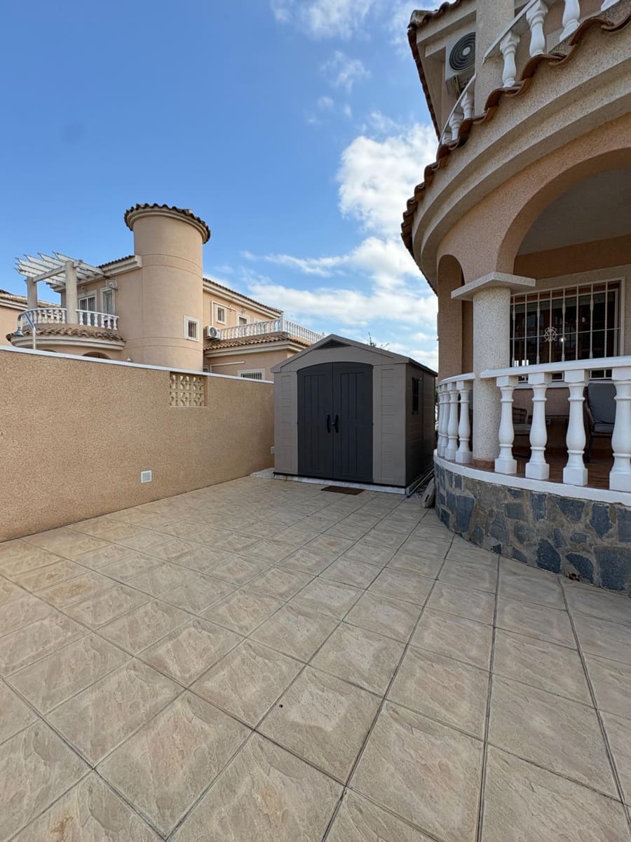 4 soverom Villa til salgs i San Fulgencio med svømmebasseng garasje - € 364 000 (Ref: 10183041)