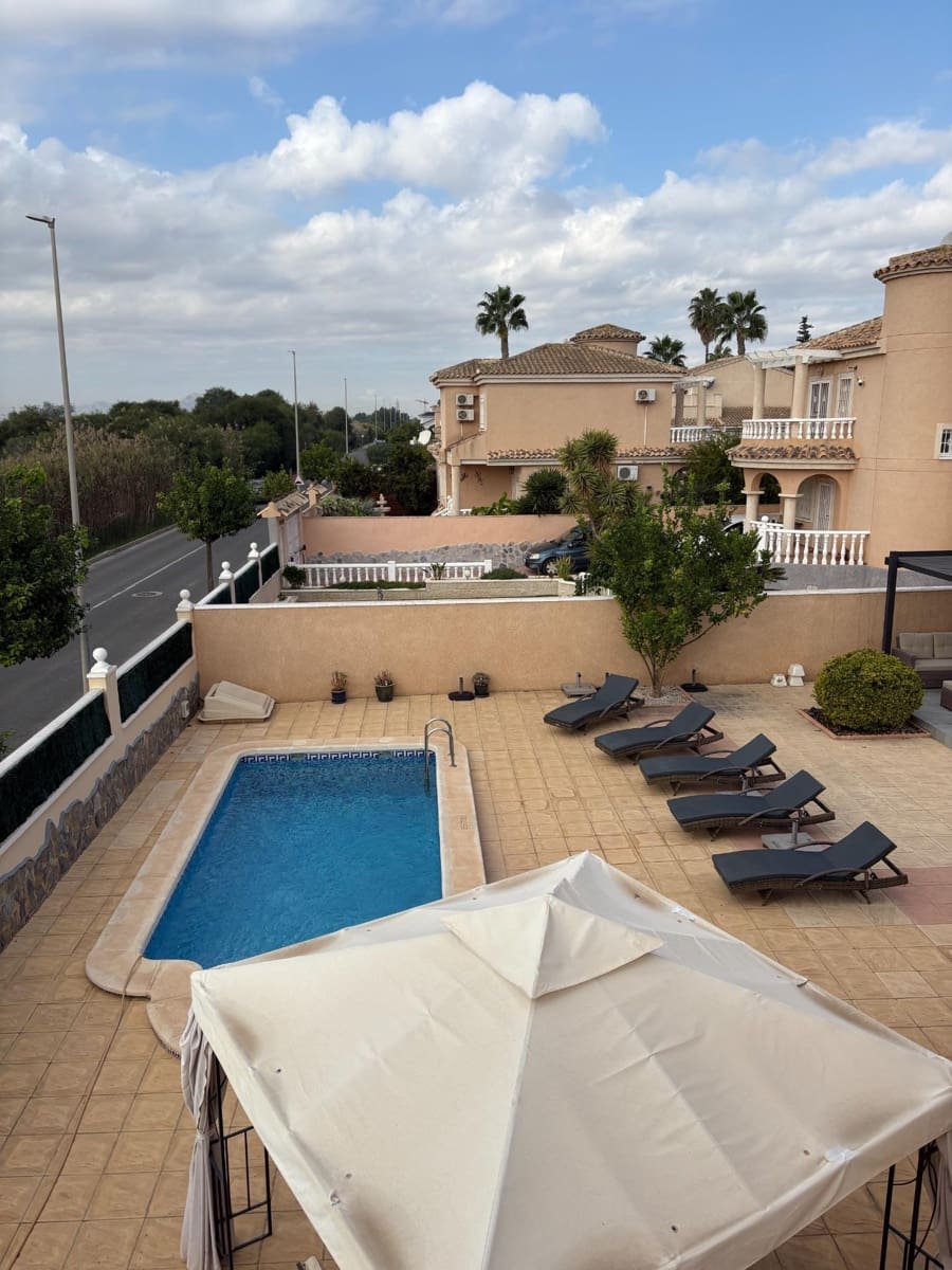 4 soverom Villa til salgs i San Fulgencio med svømmebasseng garasje - € 364 000 (Ref: 10183041)