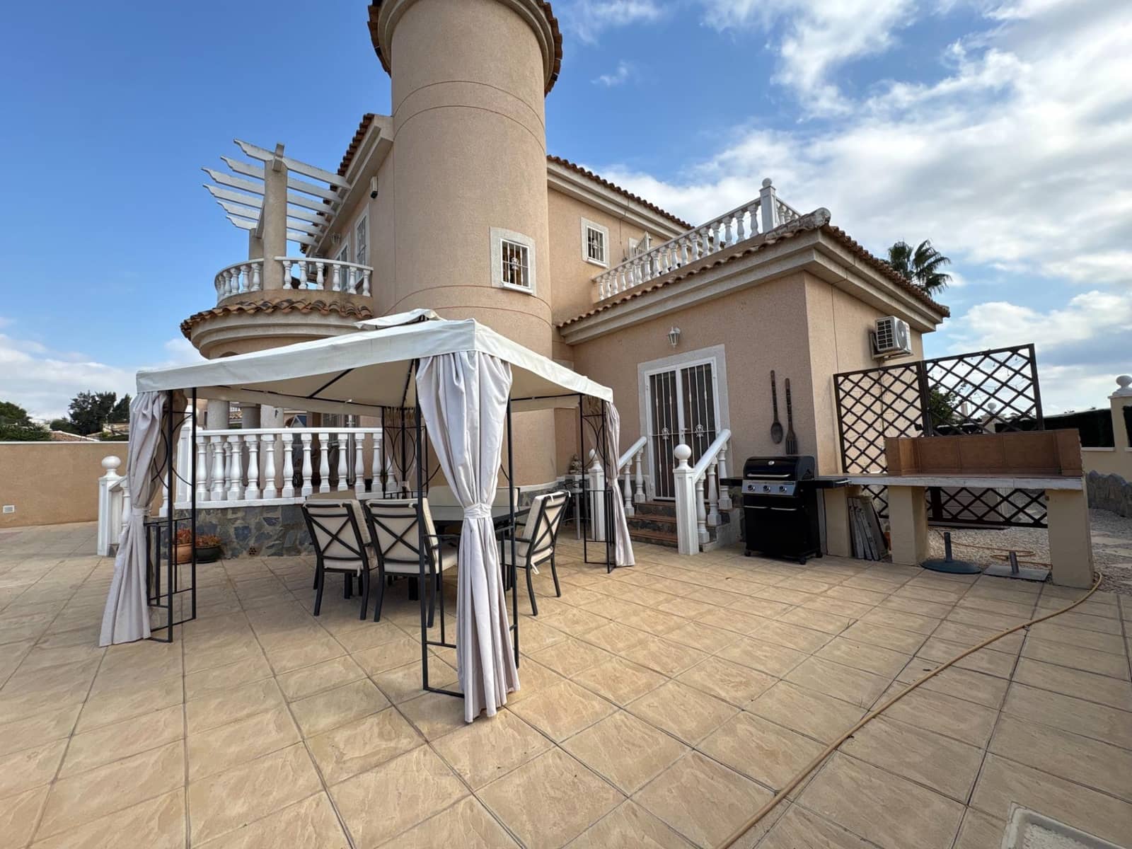 4 soverom Villa til salgs i San Fulgencio med svømmebasseng garasje - € 364 000 (Ref: 10183041)