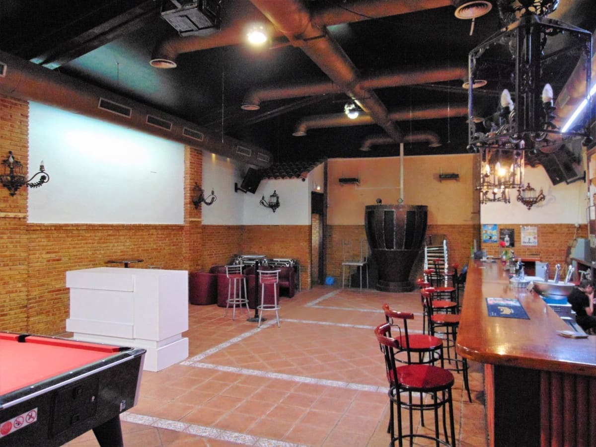 Erhverv til salg i Los Palacios - € 650.000 (Ref: 6184455)