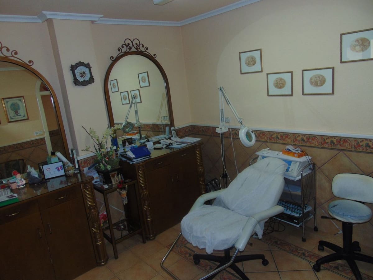 2 soveværelse Lejlighed til salg i Los Palacios - € 85.000 (Ref: 6184467)