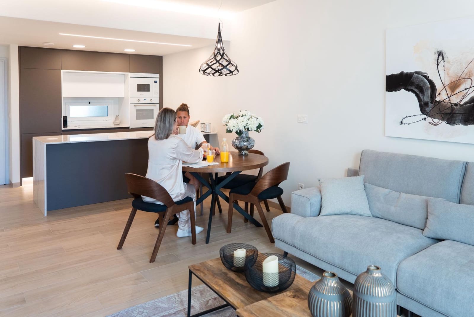 2 sypialnia Apartament na sprzedaż w El Raso z basenem garażem - 294 000 € (Ref: 6184566)